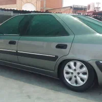 زانتیا لاکاغذی