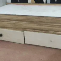 تخت کودک همراه باتشک|تخت و صندلی بچه|امیدیه, |دیوار