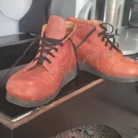کفش‌سایز‌42‌مردانه‌جنس‌چرم‌اصل‌کار‌دست‌اصفهان|کیف، کفش، کمربند|ملایر, |دیوار