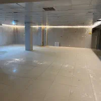 ۳ دهنه مغازه  به همراه انباری بزرگ در کریم آباد