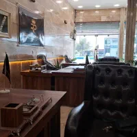 منشی خوش برخورد ووارد به کاردرهلدینگ