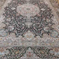 قالیباف هستم،هر کی قالی نیمه کاره داره کار میکنم