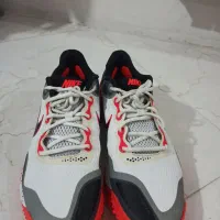 کتونی نایک اورجینال|کیف، کفش، کمربند|ری, شهادت|دیوار