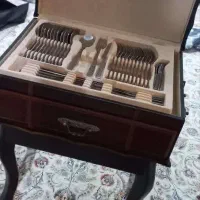 کنسول پایه دار چوبی قاشق و چنگال در حد نو|بوفه، ویترین، کنسول|مشهد, امامیه (شهرک غرب)|دیوار