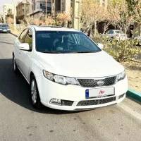 سراتو سفید آپشنال ۹۷ در حد صفر