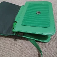 کیف زنانه دوشی سبز شیک در حد نو|کیف، کفش، کمربند|گنبد کاووس, |دیوار