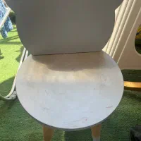 صندلی چوبی