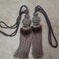گوشواره کنار پرده