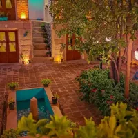 اقامتگاه فعال با تجهیزات|فروش خانه و ویلا|شیراز, لب آب|دیوار