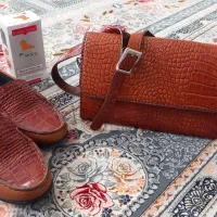 کیف وکفش چرم به همراه یک عدد واکس