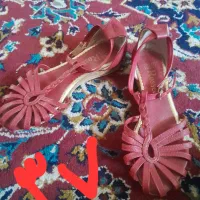 کفش و دمپایی