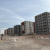 سه خوابه/۱۳۰ متری/شمال شش/با پارکینگ/تهاتر با ملک|فروش آپارتمان|پرند, فاز ۶|دیوار