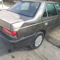 روآ مدل 86 نوک مدادی تازه تعمیر|خودرو سواری و وانت|بروجن, |دیوار