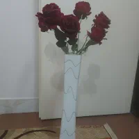 گلدانشیشه ای