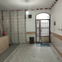 منزل اجاره ای طبقه همکف ۱۵۰میلیون پیش ۳میلیون|اجارهٔ خانه و ویلا|قم, قلعه کامکار|دیوار