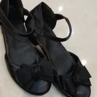 تعدادی کفش و کتونی دخترانه|کفش و لباس بچه|لاهیجان, گلستان|دیوار