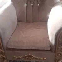 دودست مبل برای فروش به همراه میز وعسلی ها