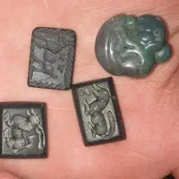 با سلام نشان های وسنگ قیمتی یشم