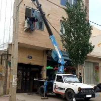 جرثقیل نیسان ۲ تُنی ۱۲ متری و سبد بالابر|خدمات حمل و نقل|بیجار, |دیوار