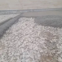 سیمان کاری. حتی روستا وباغ