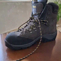 کفش کوهنوردی بستارد اسپانیا