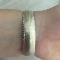 النگوی قفل دار یا دستبند به قیمت تابلو + ۲ درصد