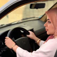 آموزش رانندگی بانوان