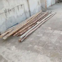 پایه چوب زیر هلب