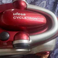 جاروبرقی ۲۰۰۰وات یوفساسیسلترون