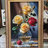 تابلو فرش گل و گلدان شیشه ای رز