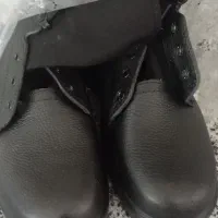 فروش دو عدد پوتین نظامی