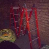 نردبان 3 تاشو