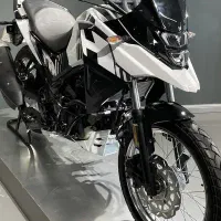 موتور sym 250 nh سفید