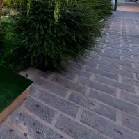 زمین-چهار-دیواری