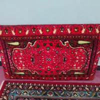 شش عدد پشتی سالم و مرتب
