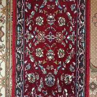 فرش کناره لاکی رنگ