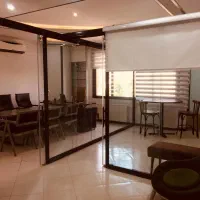 دفترکار حاشیه وکیل آباد
