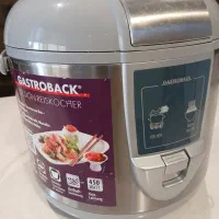 پلوپزبرقی۴تا ۶نفره سالم و کم استفاده شده المانی