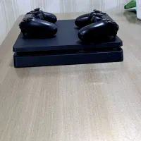 ps4 slim دو دسته بسیار بسیار کم کار|کنسول، بازی ویدئویی و آنلاین|سیرجان, |دیوار