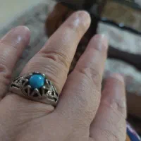 انگشتر نقره فیروزه و عقیق و پلاک گردنی در نجف