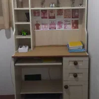 میز و صندلی