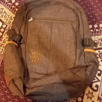 کیف دانشجویی یا مدرسه