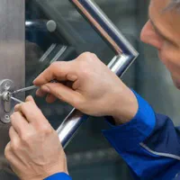 کلید سازی غدیر هوانیروز رضوان همتی فر پزشک فرودگاه