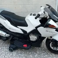 موتور شارژی سایز بزرگ دو نفرهو ماشین شارژی لوکس|اسباببازی|قم, یزدانشهر|دیوار