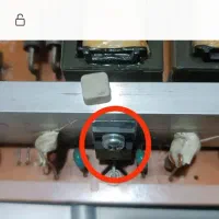 تلویزیون شکسته و سوخته