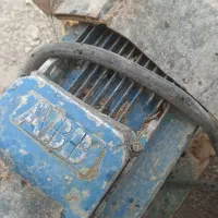 موتور ۱۵ اسب و شوتکن بزرگ و یک تابلو برق صنعتی