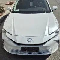 تویوتا کمری هیبرید 2025