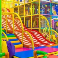 استخدام مربی خانه بازی