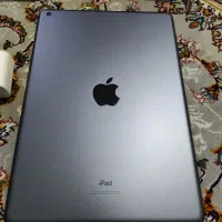 ایپد نسل ۹  صفر واقعی فقط ۱۰ بار شارژ شده ipad9