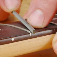 کوک اصولی و رسیدگی حرفه‌ای گیتار الکتریک|گیتار، بیس، امپلیفایر|رشت, گلسار|دیوار